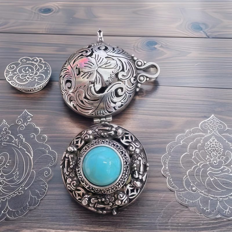Tibetan Pi Xiu Copper Luck Necklace Tibetan Pi Xiu Copper Luck Necklace