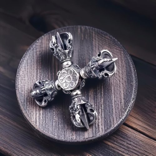 チベット 925シルバー ダブルドルジェ ペンダント(羯磨金剛) チベット 925シルバー ダブルドルジェ ペンダント(羯磨金剛)