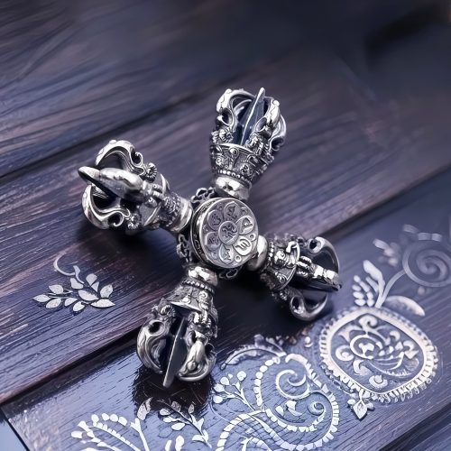 チベット 925シルバー ダブルドルジェ ペンダント(羯磨金剛) チベット 925シルバー ダブルドルジェ ペンダント(羯磨金剛)