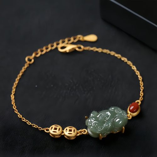 青翡翠（シアンジェイド）貔貅 成功成就ブレスレット