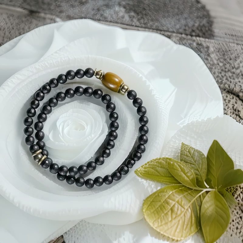 Doppelt gewickeltes Schutzarmband aus mattem Onyx & Topas Frosted Black Onyx Double Wrap Protection Bracelet