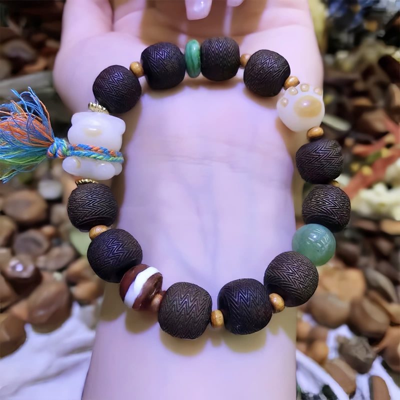 Green Qinan Agarwood Bodhi Seed Peace Bracelet Green Qinan Agarwood Bodhi Seed Peace Bracelet