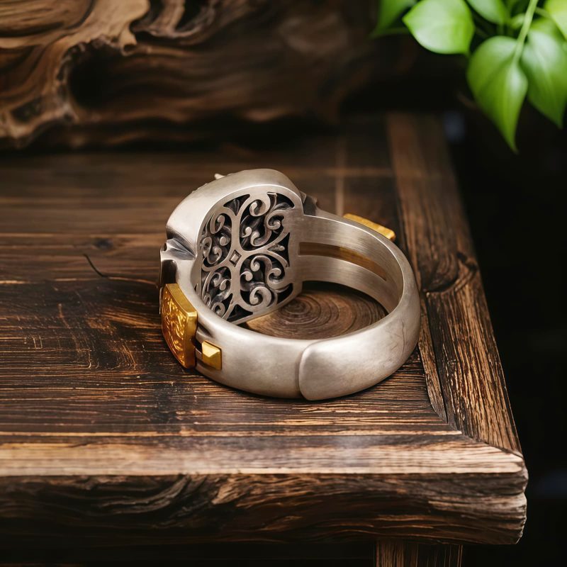 Tibetan 925 Sterling Silver Goddess of Wealth Dzi Bead Ring Tibetan 925 Sterling Silver Goddess of Wealth Dzi Bead Ring
