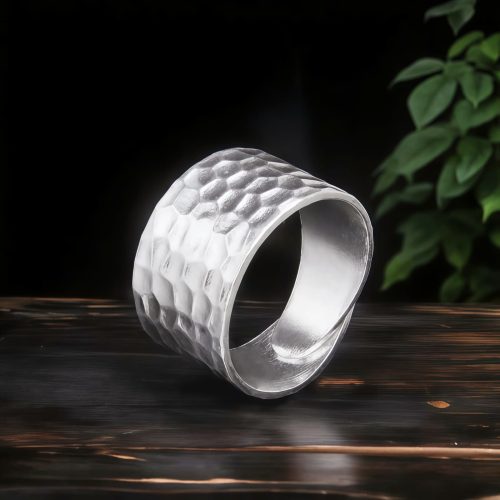 Anillo Martillado de Plata 990 de Estilo Rústico Tibetano