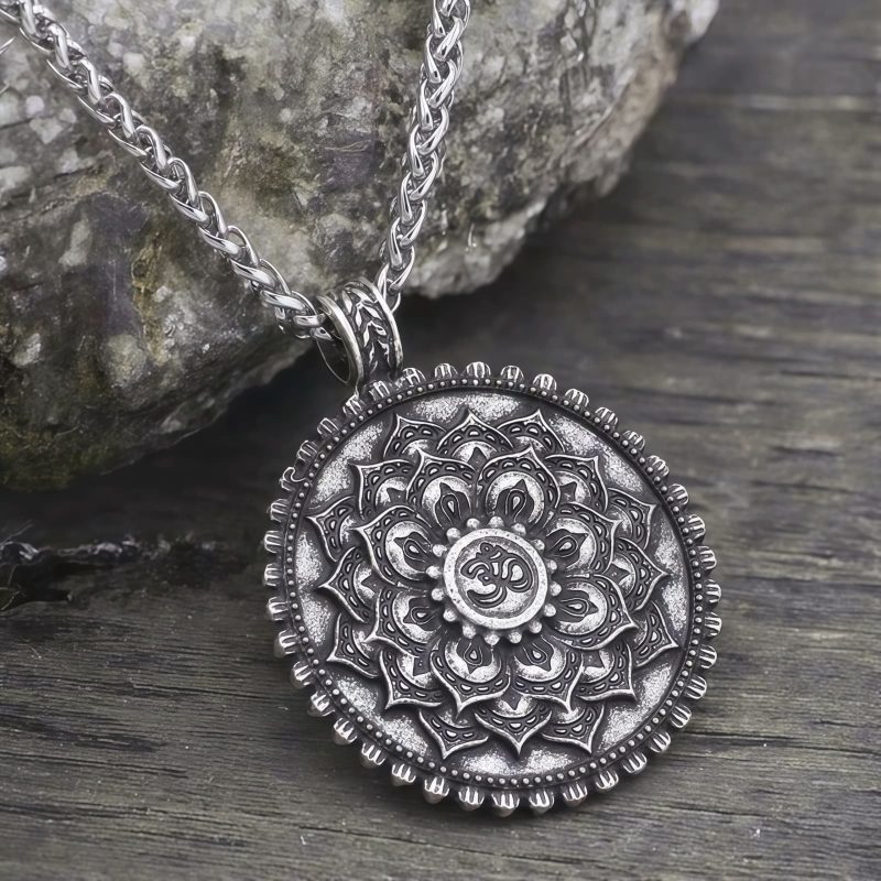 Tibetan Love Peace Flower Necklace Tibetan Love Peace Flower Necklace