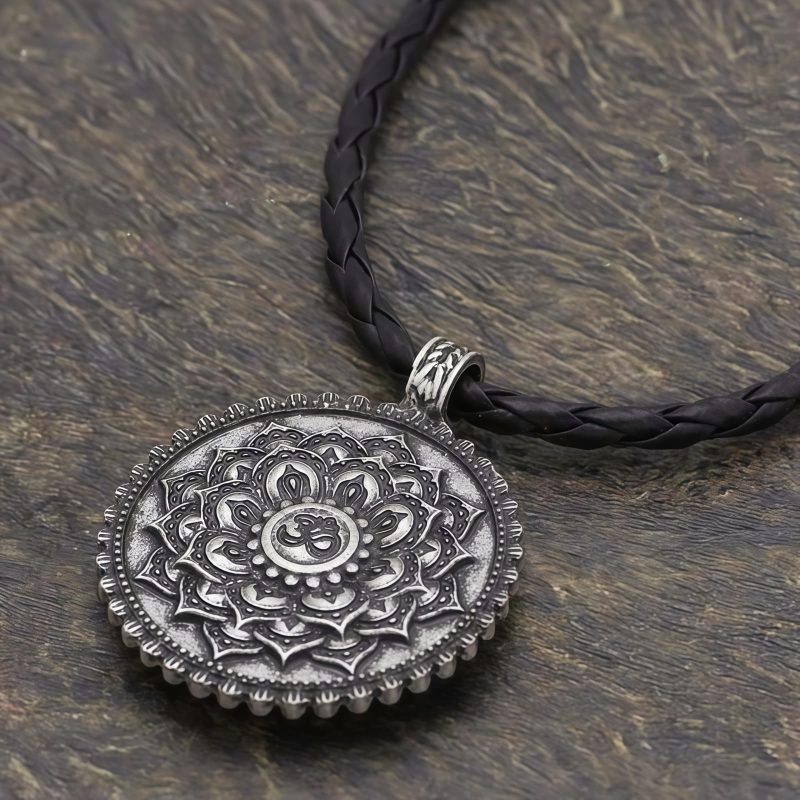 Tibetan Love Peace Flower Necklace Tibetan Love Peace Flower Necklace