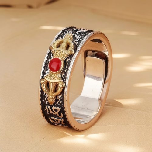 Tibethischer Ring mit rotem Achat und Dorje Vajra