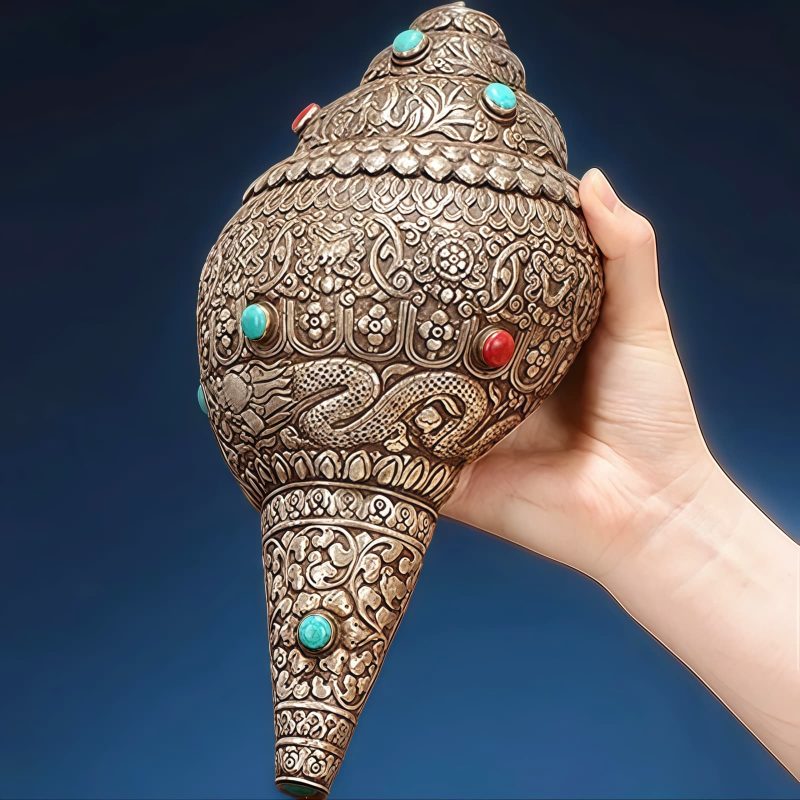 吉祥八紋を刻むチベット法螺貝(シャンカ)の装飾品:浄化と繁栄を呼ぶインテリア Tibetan Shankha Conch Shell Home Decoration with Eight Auspicious Symbols