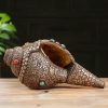 吉祥八紋を刻むチベット法螺貝(シャンカ)の装飾品:浄化と繁栄を呼ぶインテリア Tibetan Shankha Conch Shell Home Decoration with Eight Auspicious Symbols