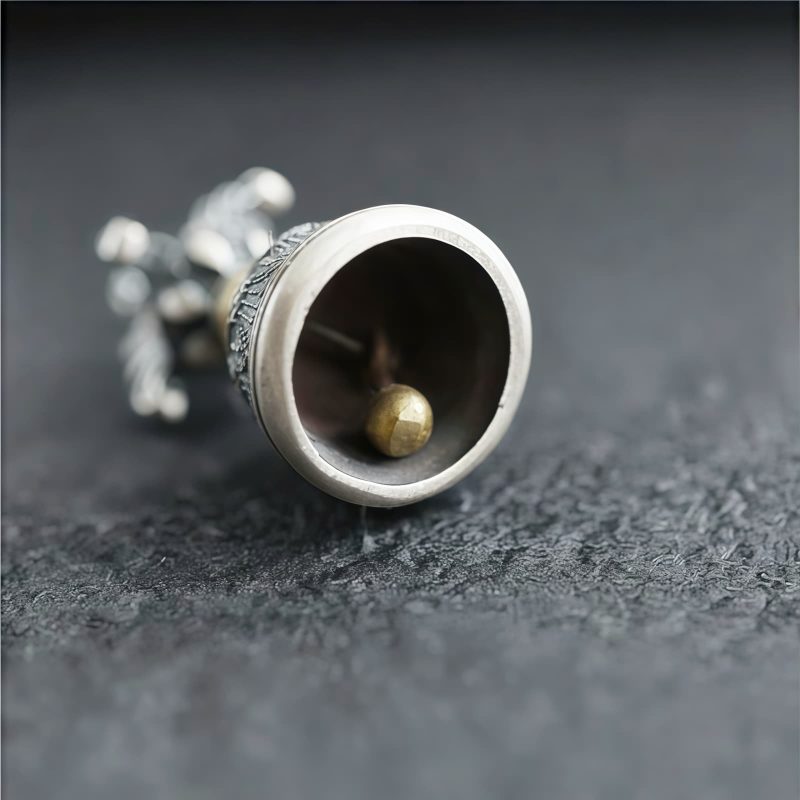 Tibetan 925 Silver Om Mani Padme Hum Dorje Pendant Tibetan 925 Silver Om Mani Padme Hum Dorje Pendant