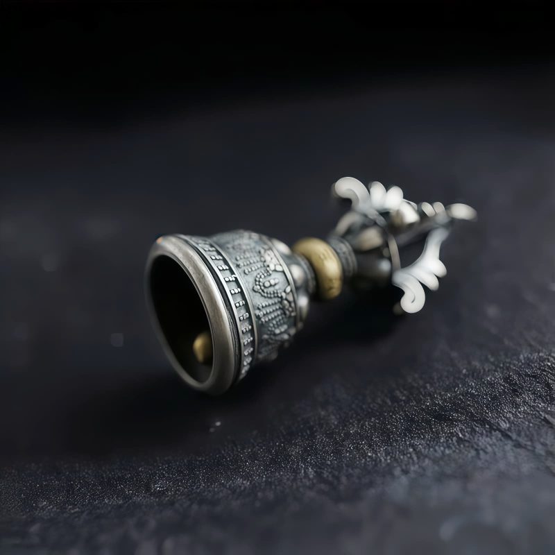 Tibetan 925 Silver Om Mani Padme Hum Dorje Pendant Tibetan 925 Silver Om Mani Padme Hum Dorje Pendant