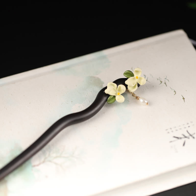 Ebony Gardenia Courage Hairpin