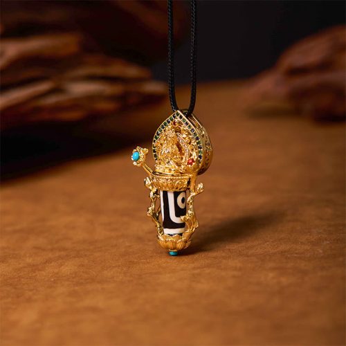 Tibetan Dzi Bead Manjusri Compassion Pendant Necklace