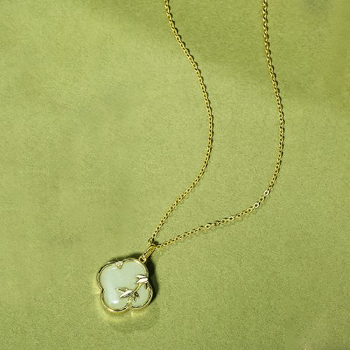 Hetian Jade Four Leaf Clover Necklace Pendant