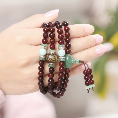 Pulseira Tibetana de Sândalo Vermelho e Aventurina Verde Pulseira Tibetana de Sândalo Vermelho e Aventurina Verde