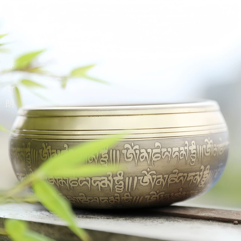 Handgefertigtes tibetisches Klangschalen-Set für Meditation und Fokus Tibetan Handcrafted Sound Bowl Set for Meditation & Focus - 7