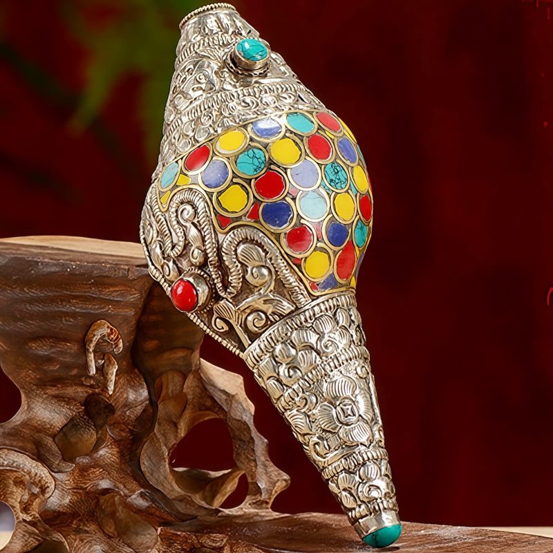 チベット職人謹製 天然彩色シャンカ(法螺貝)|豊かさを招く聖なるインテリア Tibetan Handmade Natural Colorful Shankha Wealth Home Decor