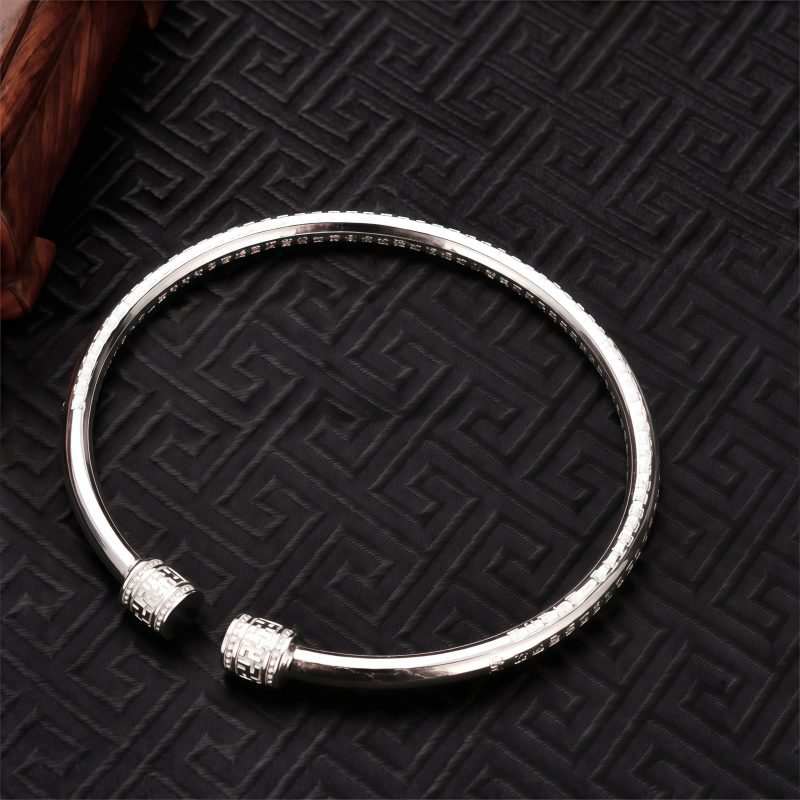 Brazalete de Cobre Blanco con el Sutra del Corazón y Esvástica White Copper Heart Sutra Swastika Bracelet