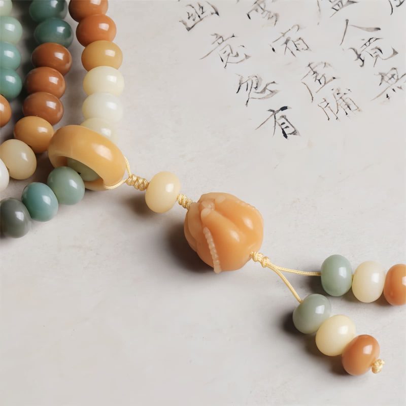 Pulsera de la Paz: Semillas de Bodhi Talladas a Mano Hand-Carved Bodhi Seed Peace Bracelet