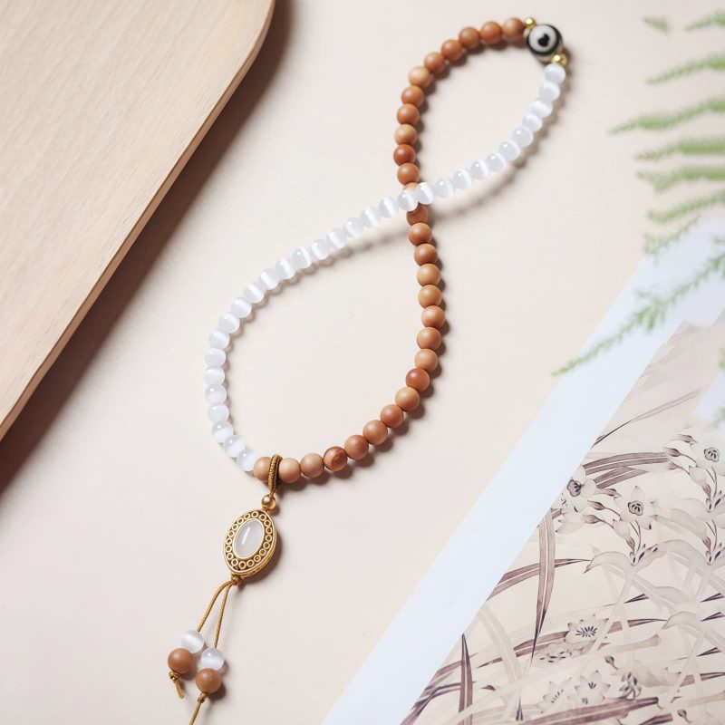 Sandalwood Cat's Eye Dzi Protection Bracelet Sandalwood Cat's Eye Dzi Protection Bracelet