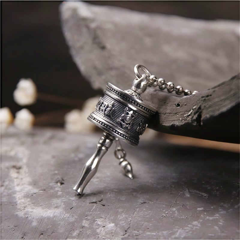 Tibetan 925 Sterling Silver Om Mani Padme Hum Prayer Wheel Necklace Tibetan 925 Sterling Silver Om Mani Padme Hum Prayer Wheel Necklace