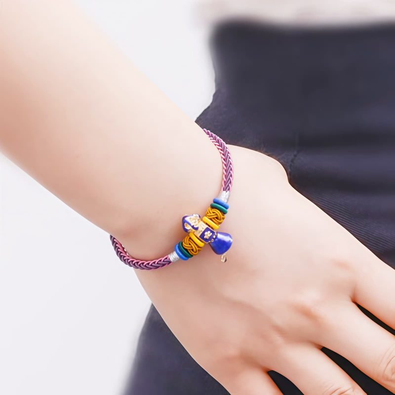 Tibetan Handmade Dorje Vajra String Bracelet Tibetan Handmade Dorje Vajra String Bracelet