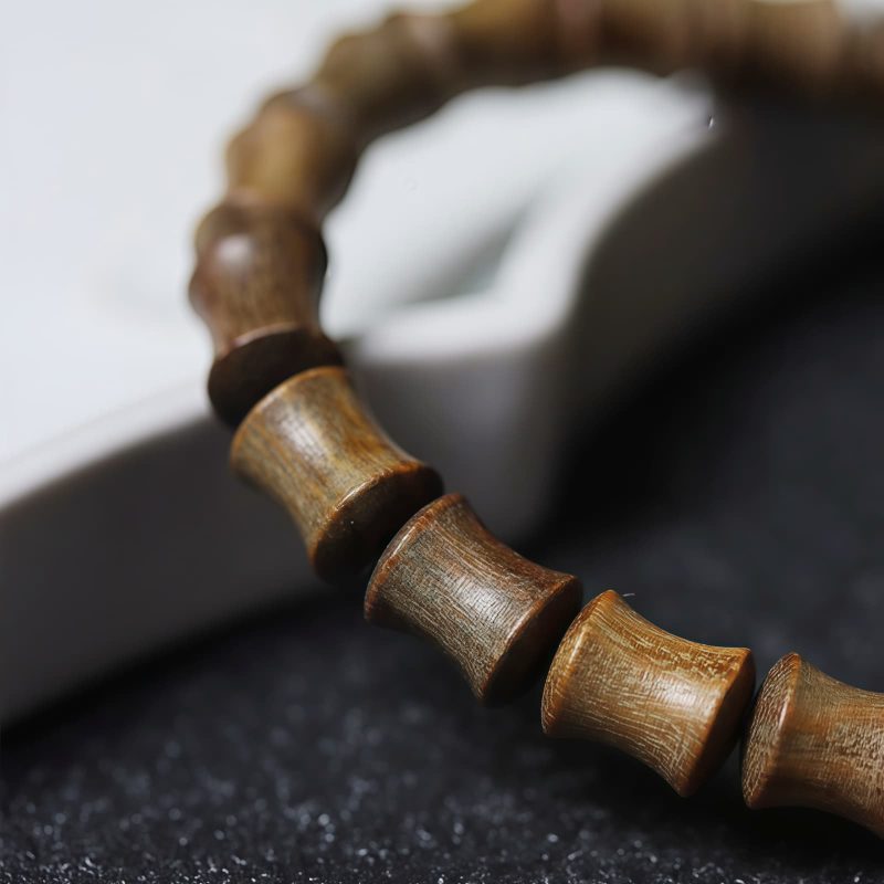 Tibetan Nine-Eye Dzi Bead Sandalwood Peace Bracelet Tibetan Nine-Eye Dzi Bead Sandalwood Peace Bracelet