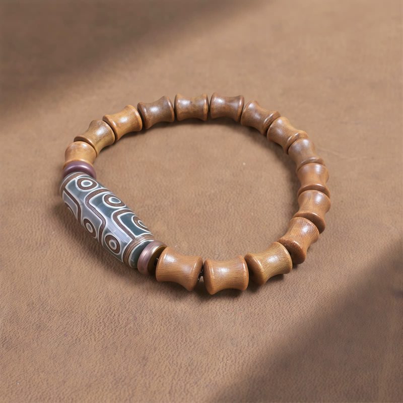 Tibetan Nine-Eye Dzi Bead Sandalwood Peace Bracelet Tibetan Nine-Eye Dzi Bead Sandalwood Peace Bracelet