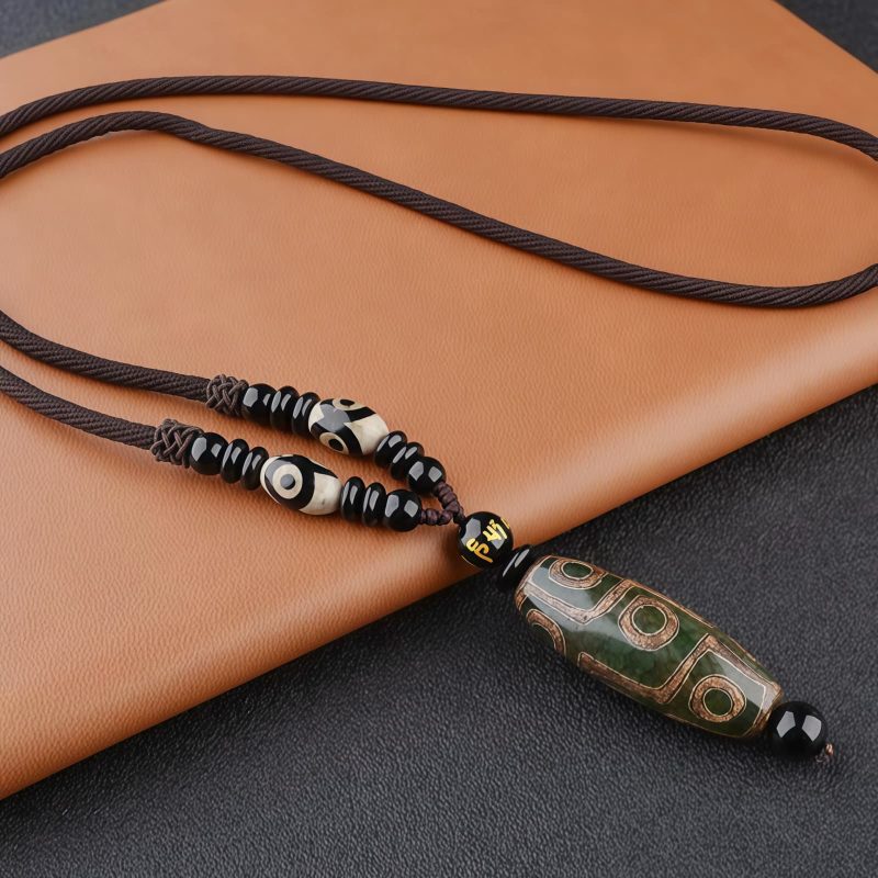 Tibetan Nine-Eye Dzi Bead Wealth Protection Necklace Tibetan Nine-Eye Dzi Bead Wealth Protection Necklace