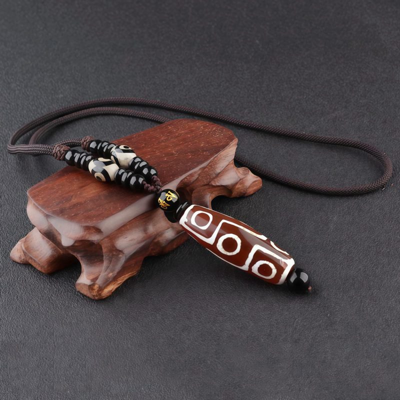 Tibetan Nine-Eye Dzi Bead Wealth Protection Necklace Tibetan Nine-Eye Dzi Bead Wealth Protection Necklace