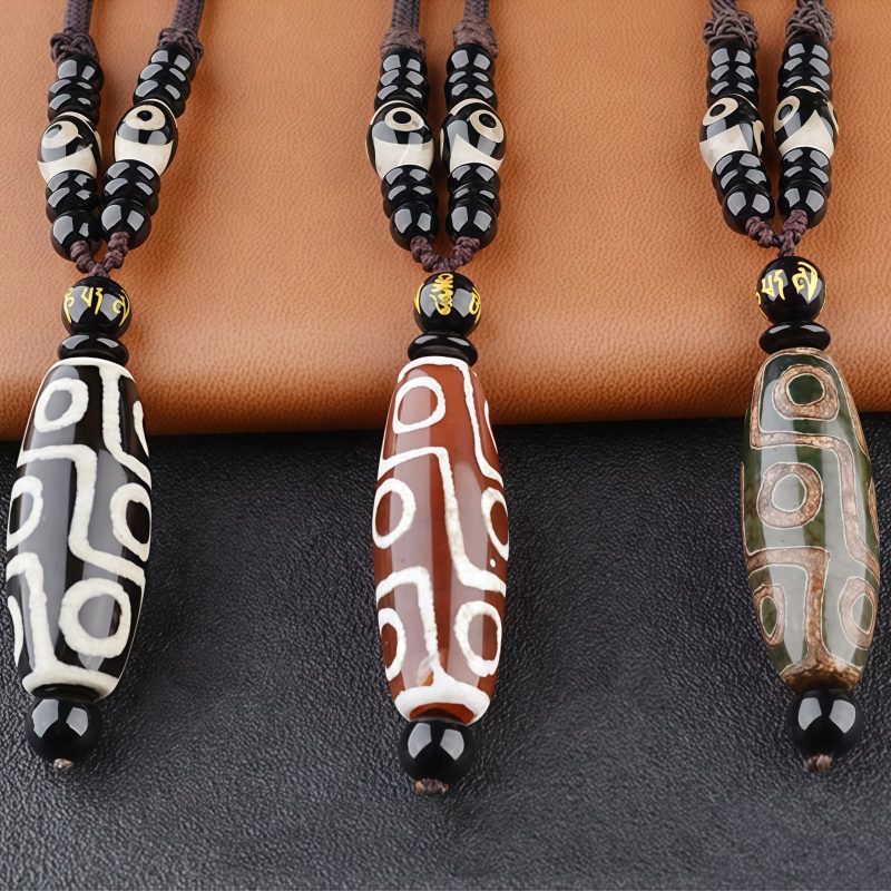 Tibetan Nine-Eye Dzi Bead Wealth Protection Necklace Tibetan Nine-Eye Dzi Bead Wealth Protection Necklace