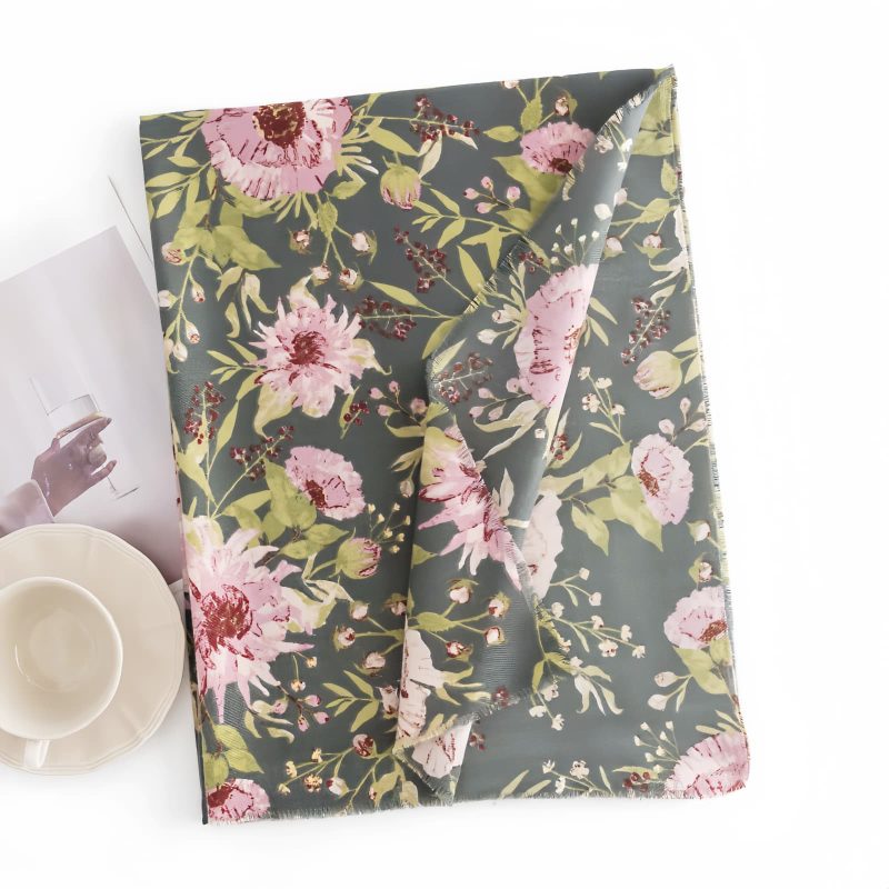 Tibetischer Schal mit floralem Blütenprint Tibetan Shawl Blooming Flowers Print Scarf