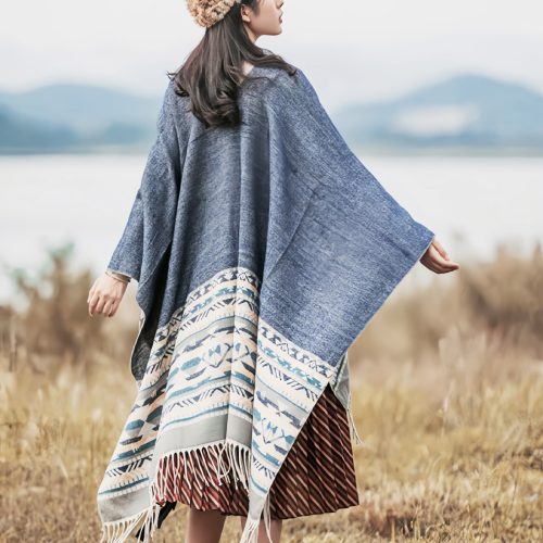 Xale Tibetano Geométrico com Tassel