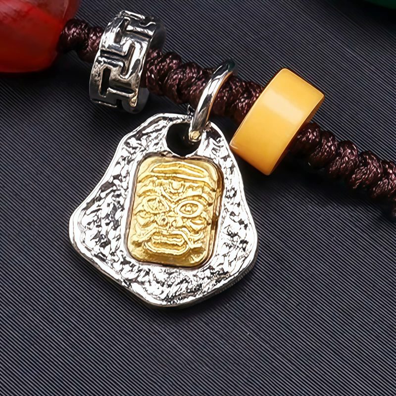 Tibetan Nine-eye Dzi Bead Protection Necklace Tibetan Nine-eye Dzi Bead Protection Necklace