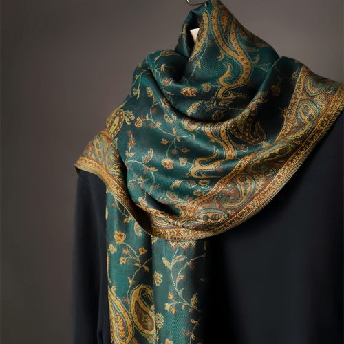 Xale Tibetano com Estampa Floral de Caju