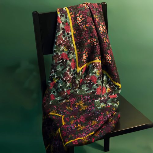 Xale Tibetano Vintage com Estampa Floral