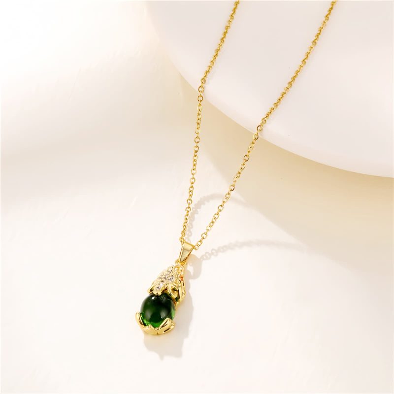 Natural Garnet Pixiu Fortune Necklace Natural Garnet Pixiu Fortune Necklace