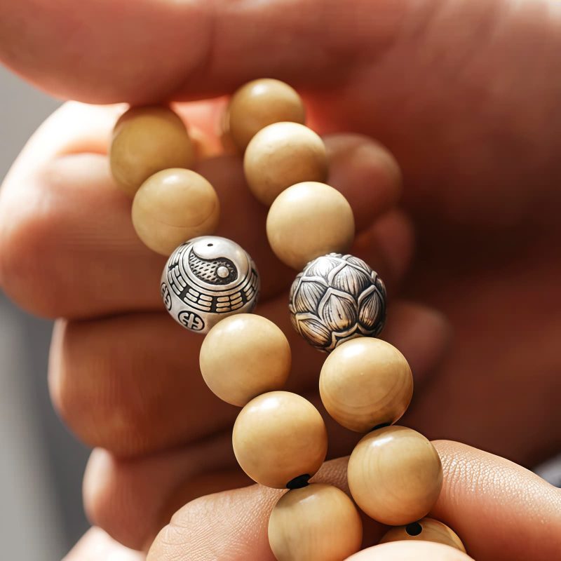 Tibet Peach Wood Cinnabar Bagua Wealth Bracelet Tibet Peach Wood Cinnabar Bagua Wealth Bracelet
