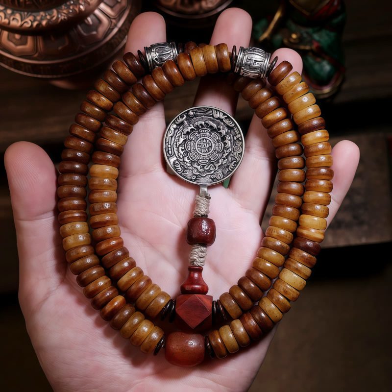 Pulsera Mala Tibetana de 108 Cuentas en Hueso de Yak, Dzi y PiXiu Tibetan 108 Mala Yak Bone Dzi PiXiu Bracelet