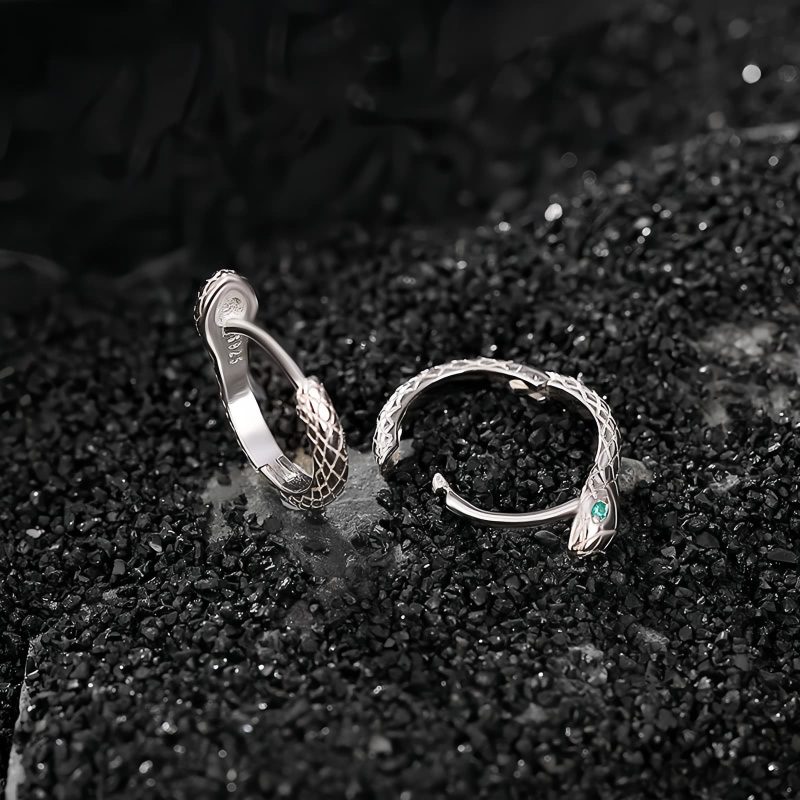 925 Silver Green-eyed Snake Earrings 925 Silver Green-eyed Snake Earrings
