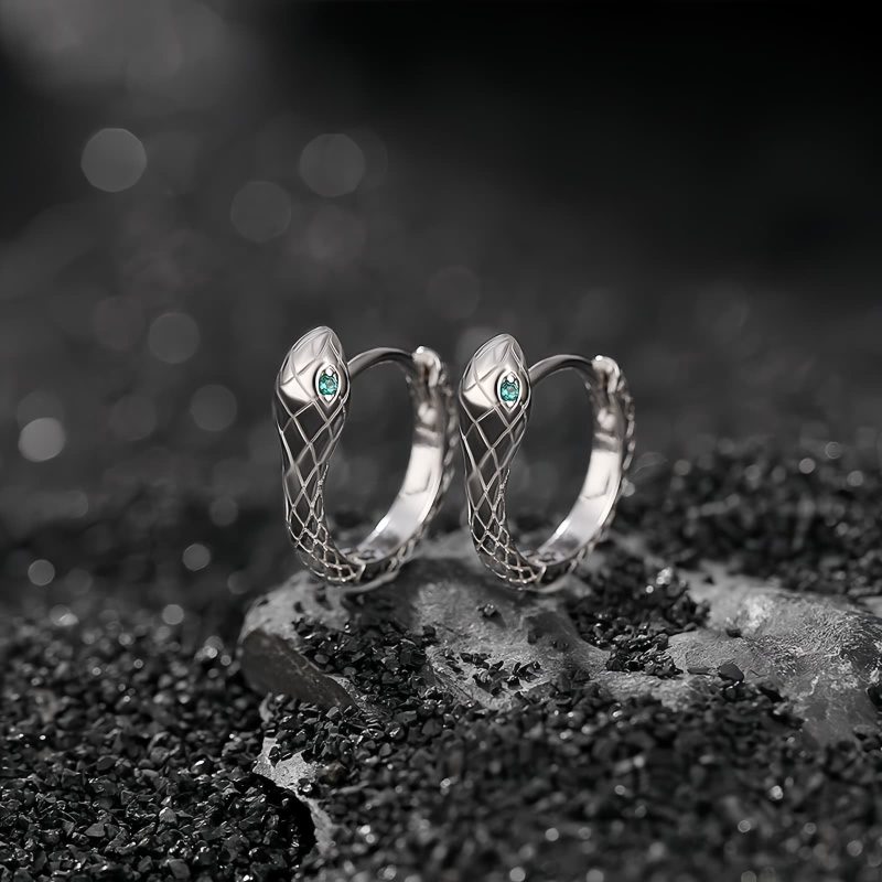 925 Silver Green-eyed Snake Earrings 925 Silver Green-eyed Snake Earrings