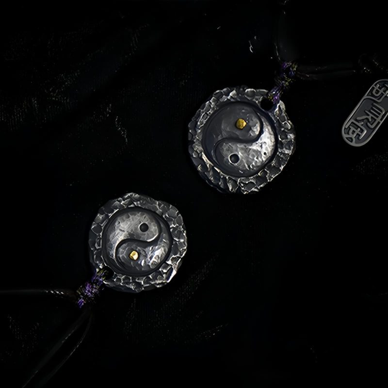 999 Silver Yin Yang Harmony Necklace Pendant 999 Silver Yin Yang Harmony Necklace Pendant