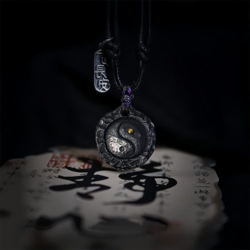Colgante Yin Yang en Plata 999: Armonía y Equilibrio Ancestral