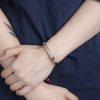 Pulsera de Plata de Ley 999 Om Mani Padme Hum para la Fortaleza 999 Sterling Silver Om Mani Padme Hum Strength Bracelet