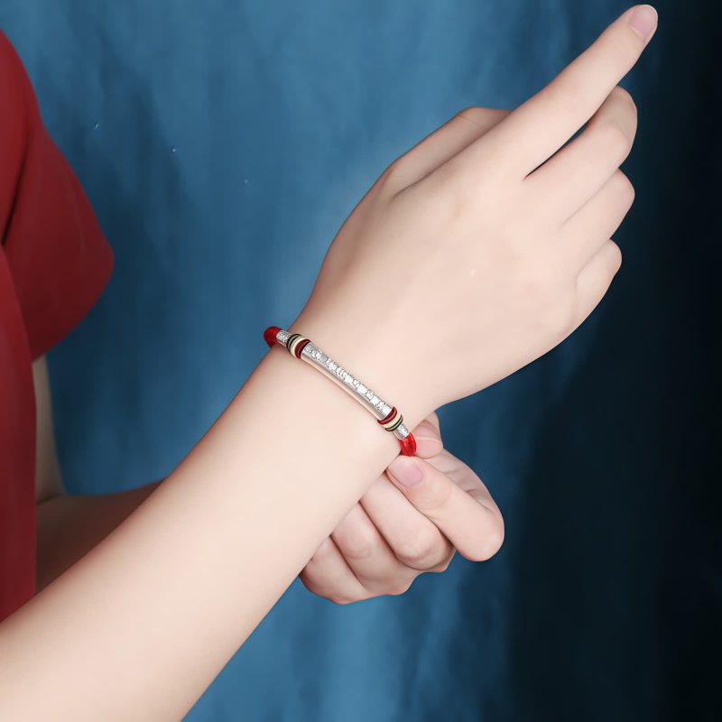 Pulsera de Plata de Ley 999 Om Mani Padme Hum para la Fortaleza 999 Sterling Silver Om Mani Padme Hum Strength Bracelet