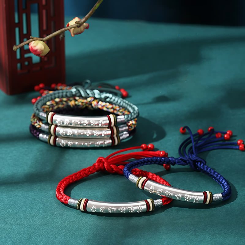Pulsera de Plata de Ley 999 Om Mani Padme Hum para la Fortaleza 999 Sterling Silver Om Mani Padme Hum Strength Bracelet