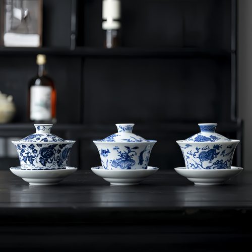 青花磁器 蓮と錦鯉の蓋碗セット