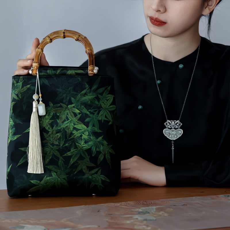 Bolso con Asas de Bambú y Diseño de Carpas Koi Mariposa Butterfly Koi Fish Bamboo Handle Handbag