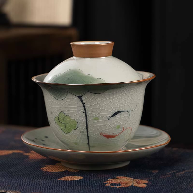 Chinese Ceramic Gaiwan Koi Fish Teacup Set with Saucer and Lid Chinese Ceramic Gaiwan Koi Fish Teacup Set with Saucer and Lid
