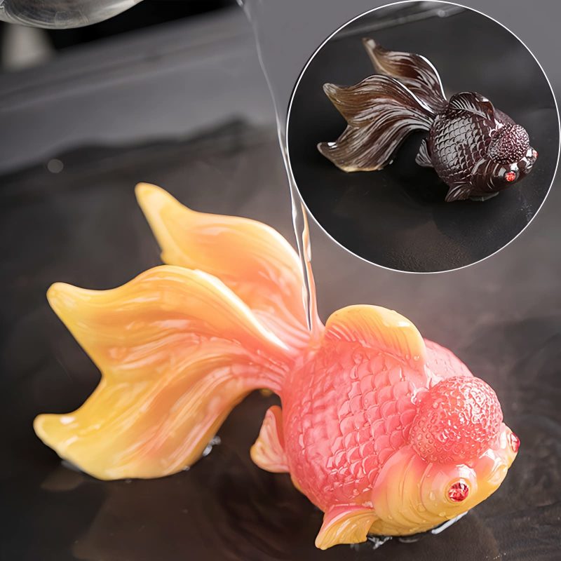 Figura de Resina de Peixe Koi que Muda de Cor Color Changing Koi Fish Resin Figurine